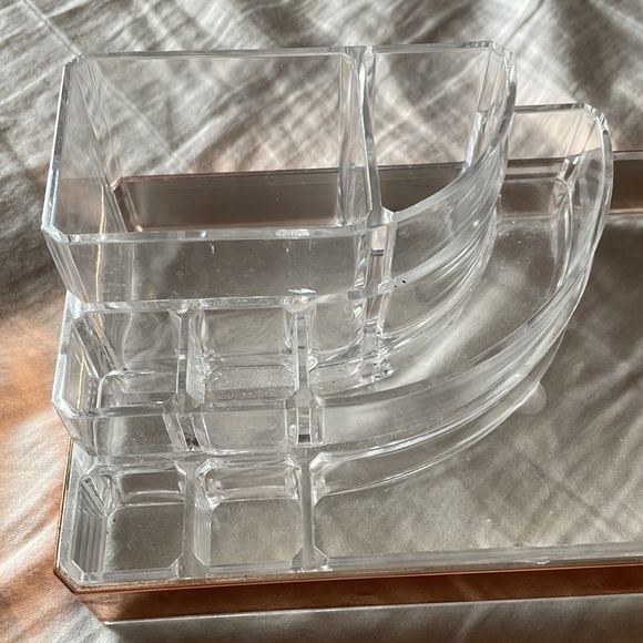 Makeup organizer - Picture 2 of 5